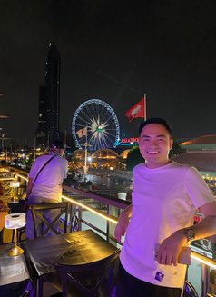 Marky Xx - Male escort in Bangkok Photo 1 of 4