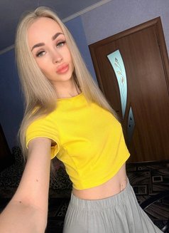 Marla - escort in Dubai Photo 1 of 9