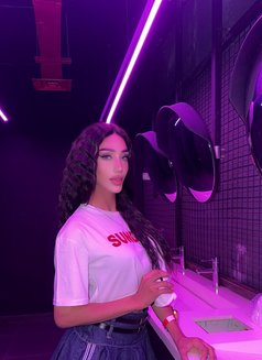 Maro 21 cm 🌶 - Transsexual escort in Beirut Photo 17 of 18