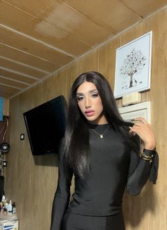 Maro 🫦 - Transsexual escort in Beirut Photo 6 of 8