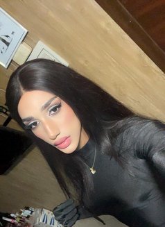 Maro 🫦 - Transsexual escort in Beirut Photo 7 of 8