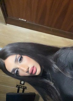 Maro 🫦 - Transsexual escort in Beirut Photo 8 of 8
