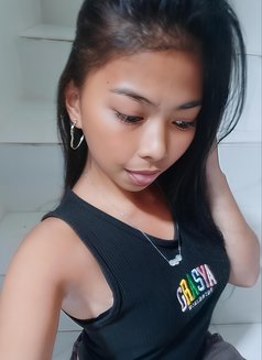 Marria - puta in Manila Photo 9 of 12