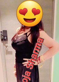 Married couple Pooja & Rahul - escort in Gurgaon Photo 4 of 7