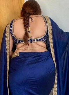 Married couple with place Gurgaon - adult performer in New Delhi Photo 2 of 3