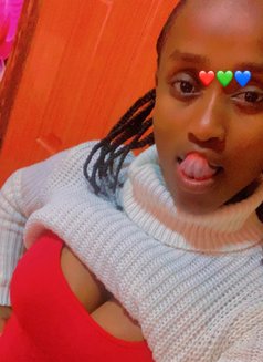 Marrie - masseuse in Kilimani Photo 3 of 5