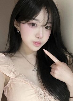 Marry - puta in Doha Photo 2 of 6