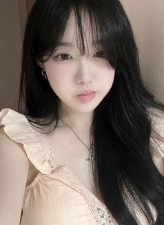 Marry - puta in Doha Photo 4 of 6