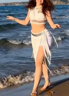 Marsa - puta in Muscat Photo 1 of 4