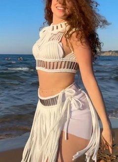 Marsa - puta in Muscat Photo 3 of 4