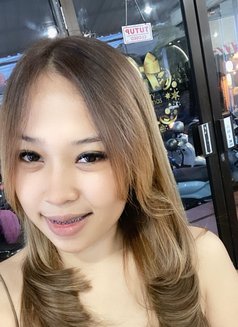 Marshella Squirting - puta in Bali Photo 3 of 9