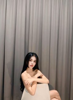 Marsya Madana - puta in Jakarta Photo 9 of 12