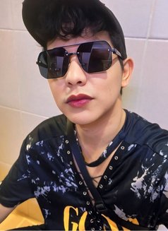 Mart - Acompañantes masculino in Muscat Photo 2 of 6