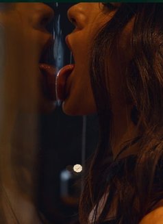 Karina - escort in Dubai Photo 7 of 7