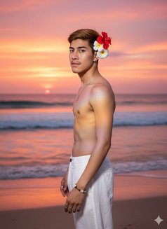 Martin boy Thai 🇹🇭 - masseur in Al Juffair Photo 16 of 17