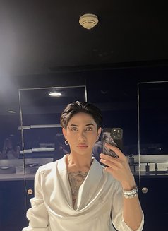 Martin Femboy - masseuse in Abu Dhabi Photo 13 of 15