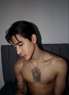 MARTIN - Acompañantes masculino in Doha Photo 8 of 8