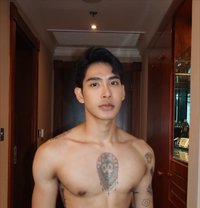 MARTIN - Male escort in Singapore