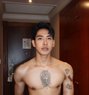 MARTIN - Male escort in Singapore Photo 1 of 9
