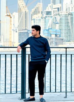 Martin - Acompañantes masculino in Dubai Photo 1 of 6