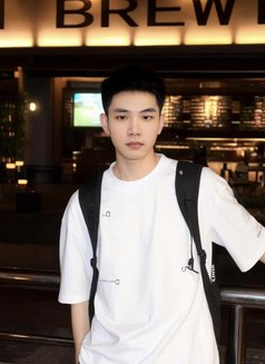 Martin Lai - Male escort in Hong Kong Photo 4 of 5