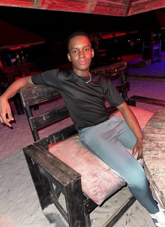 Martin - Male escort in Madrid Photo 5 of 7