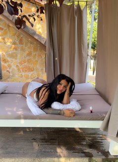 Martina - escort in Madrid Photo 5 of 7