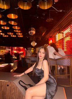 MartinaXXX - Transsexual escort in Hong Kong Photo 25 of 26