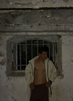 Martinelli - Acompañantes masculino in Tunis Photo 3 of 3