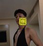 Marty - Acompañantes masculino in Dubai Photo 1 of 5