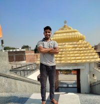 Maruti - Male escort in Noida