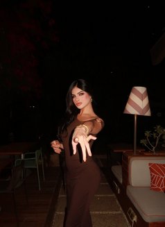 MARWA BIGCOCK 7,5 VERSATILE MORE TOP - Transsexual escort in Dubai Photo 26 of 30