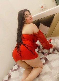 Marwa - escort in Cairo Photo 2 of 7