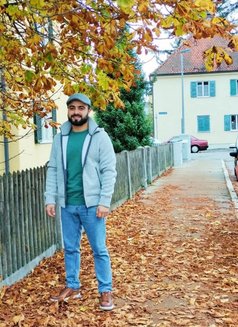 Hamzah - Male escort in Dubai Photo 2 of 3