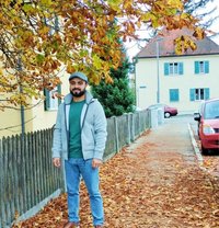 Hamzah - Male escort in Dubai