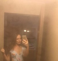 Mary - puta in Okinawa Island