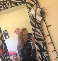 Mary - puta in Okinawa Island