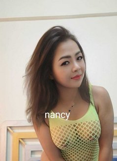 Mary and Yuki (Yuki Ladyboy) AL barsha - puta in Dubai Photo 5 of 5