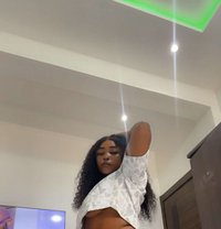 Mary Bae - puta in Accra