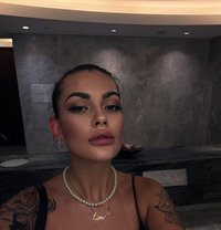 Mary - escort in Singapore