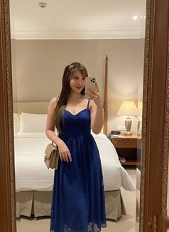 Mary - puta in Makati City Photo 17 of 20