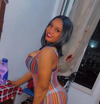 Mary - escort in Beirut