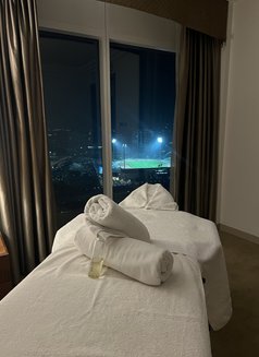 Mary - masseuse in Dubai Photo 2 of 3