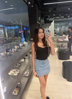 Mary Holly - escort in Manila Photo 7 of 8