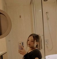 Mary - escort in New Delhi Photo 1 of 3