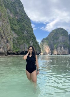 Mary - escort in Erbil Photo 2 of 2