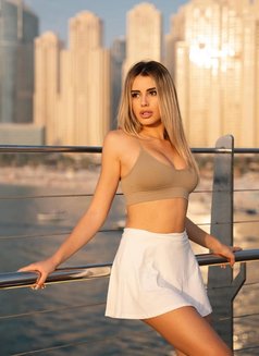 Sofia - escort in Dubai Photo 5 of 6