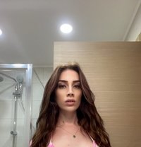 NARGİS - escort in Abu Dhabi Photo 8 of 13
