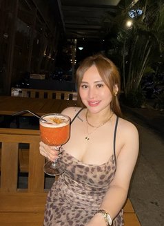 Mary Valentine - escort in Manila Photo 8 of 10