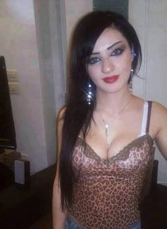 Marya - escort in Cairo Photo 2 of 4
